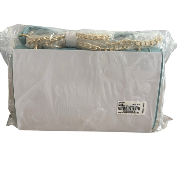 Badgley Mischka Light Blue Quilted Crossbody Bag - Picture 4 of 7